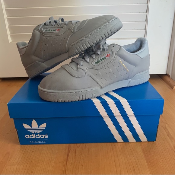 yeezy calabasas sneaker